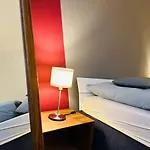 Apartamento Quartier48 - 2 Stadtapartments Oder Ganze Haus Bis 9 Personen Suhl