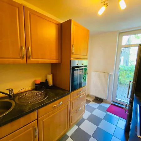 Quartier48 - 2 Stadtapartments Oder Ganze Haus Bis 9 Personen * Suhl