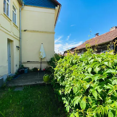 Quartier48 - 2 Stadtapartments Oder Ganze Haus Bis 9 Personen Suhl