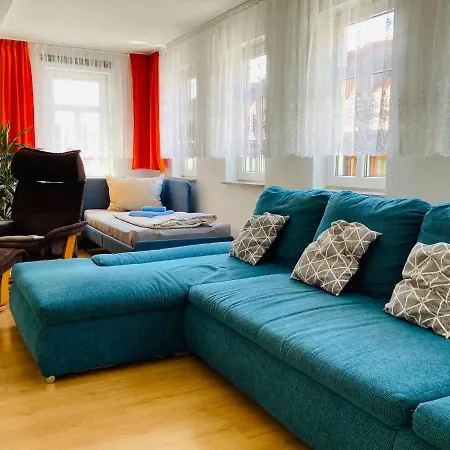 Quartier48 - 2 Stadtapartments Oder Ganze Haus Bis 9 Personen * Suhl