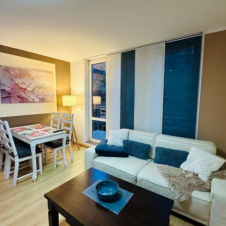 Quartier48 - 2 Stadtapartments Oder Ganze Haus Bis 9 Personen * Suhl