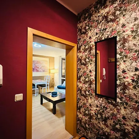 Quartier48 - 2 Stadtapartments Oder Ganze Haus Bis 9 Personen * Suhl