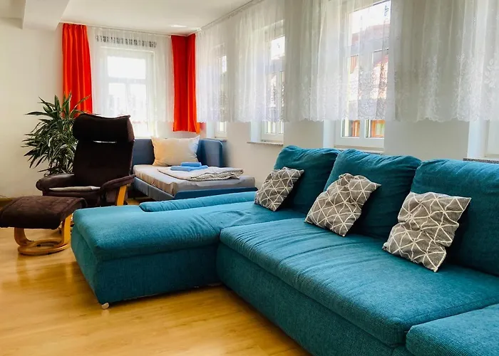 Quartier48 - 2 Stadtapartments Oder Ganze Haus Bis 9 Personen * Suhl