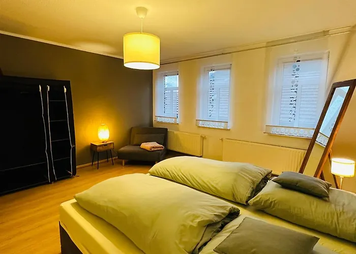 Quartier48 - 2 Stadtapartments Oder Ganze Haus Bis 9 Personen * Suhl