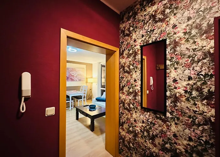 Quartier48 - 2 Stadtapartments Oder Ganze Haus Bis 9 Personen * Suhl